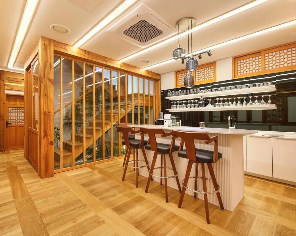 ゲストハウス Inhyudang Hanok Pension ソウル特別市